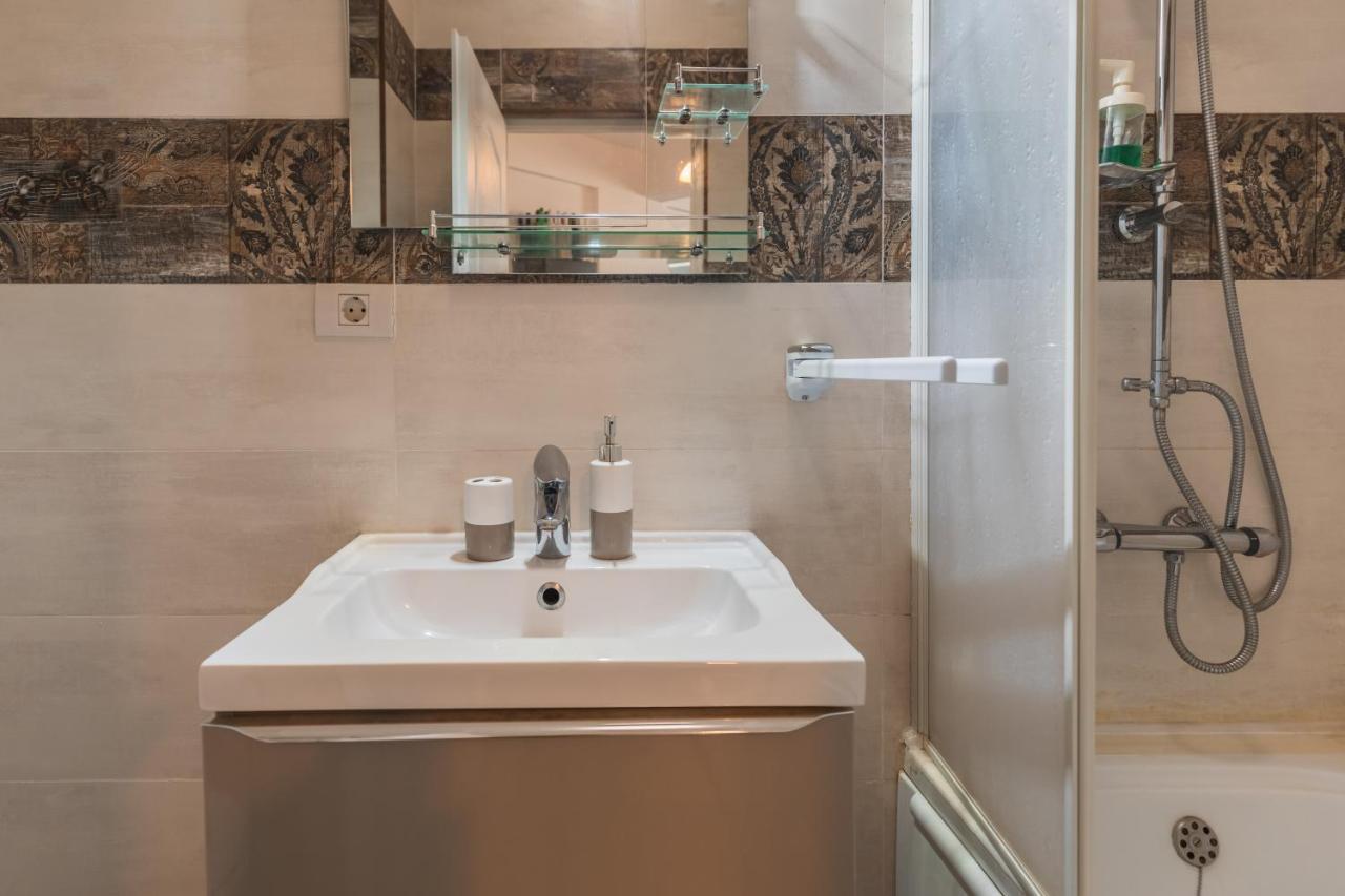 Apartament Unique Relax Lägenhet Năvodari Exteriör bild
