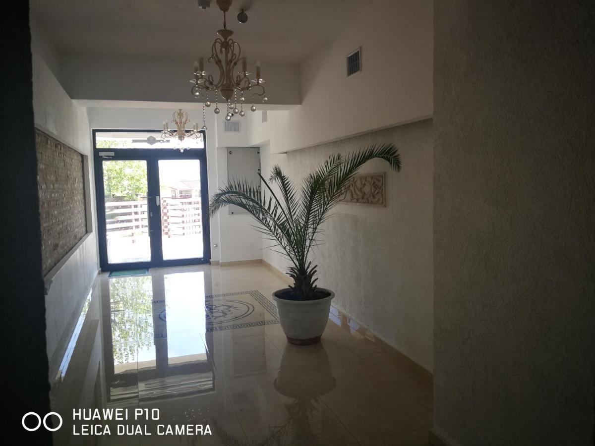 Apartament Unique Relax Lägenhet Năvodari Exteriör bild